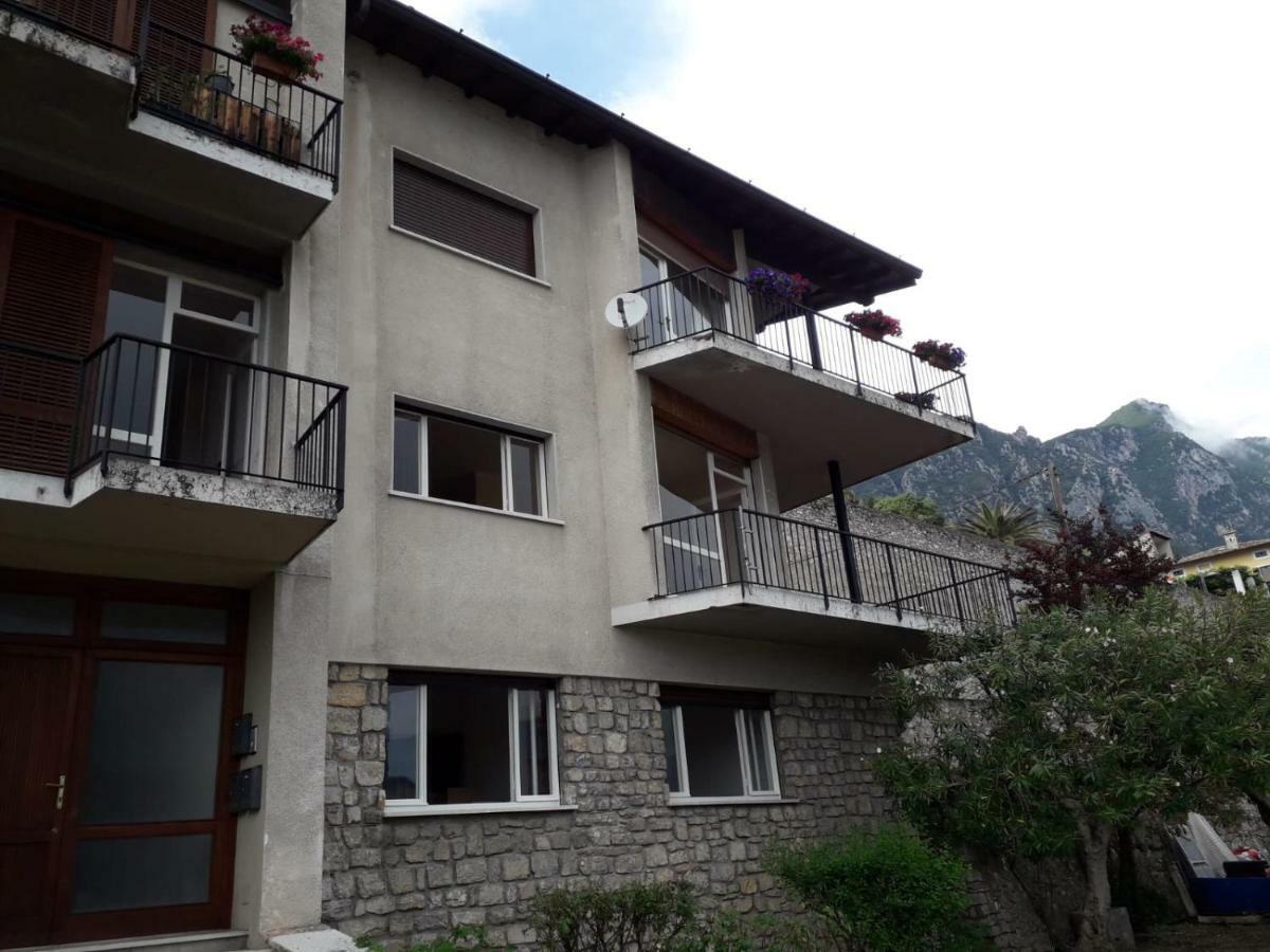 Casa Amelia Lägenhet Gargnano Exteriör bild