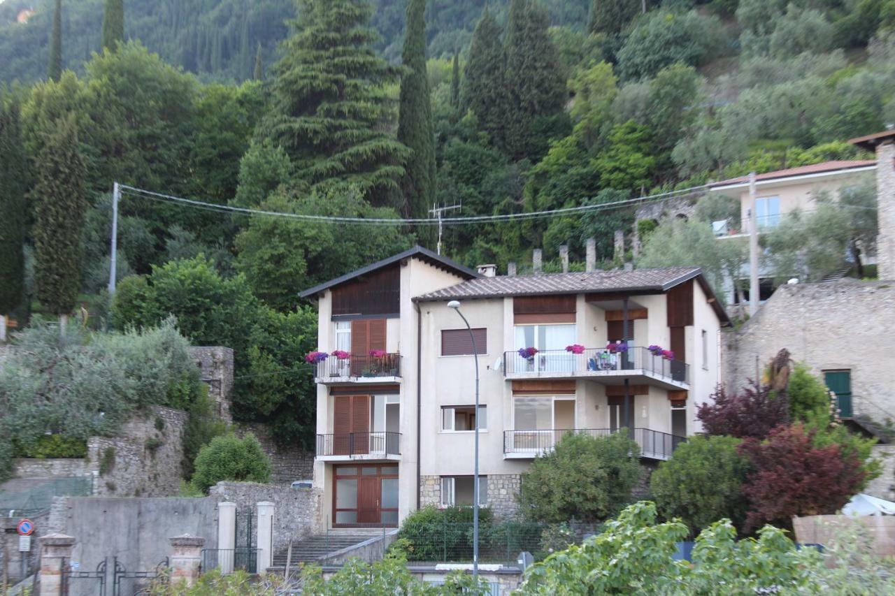 Casa Amelia Lägenhet Gargnano Exteriör bild